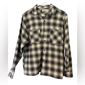 Urban Outfitters Green Plaid Flannel Shirt Size S | Grunge Soft Button-Up EUC